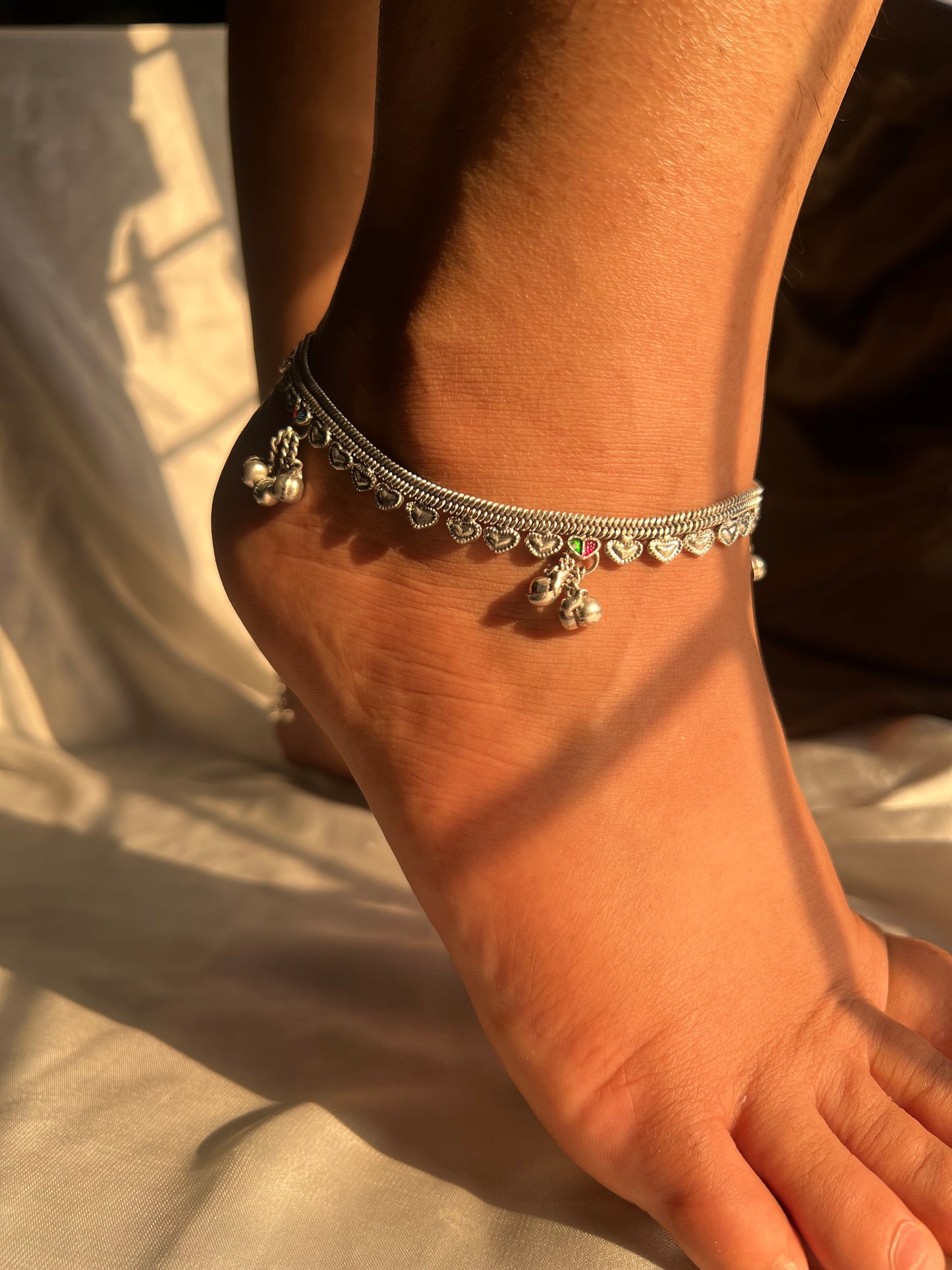 Simple heart anklet - single piece