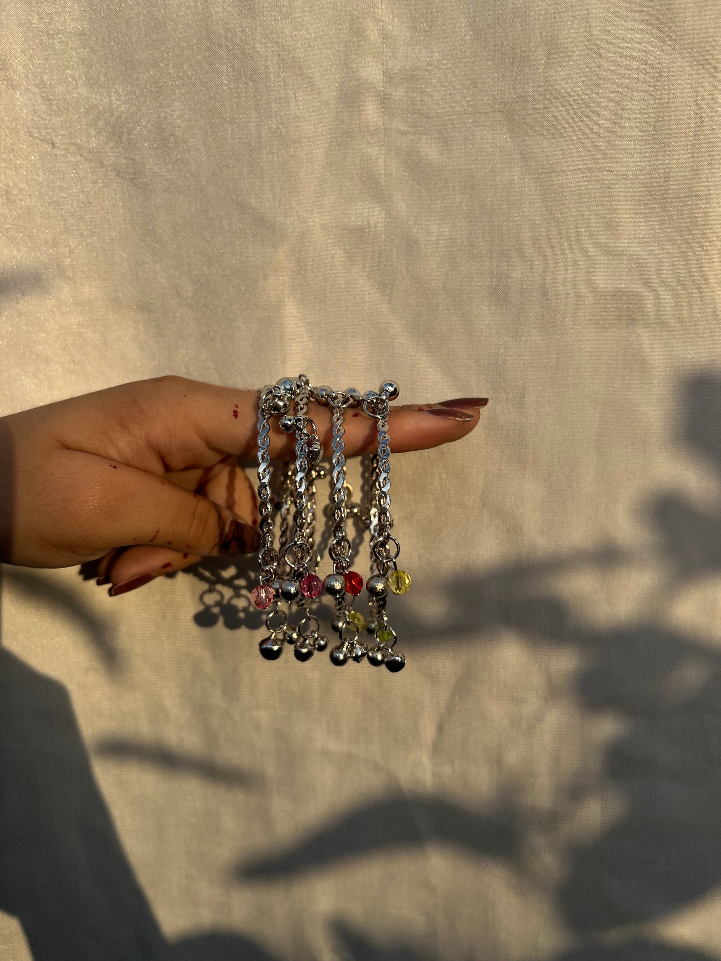 Coloured pearl coloured bangle set