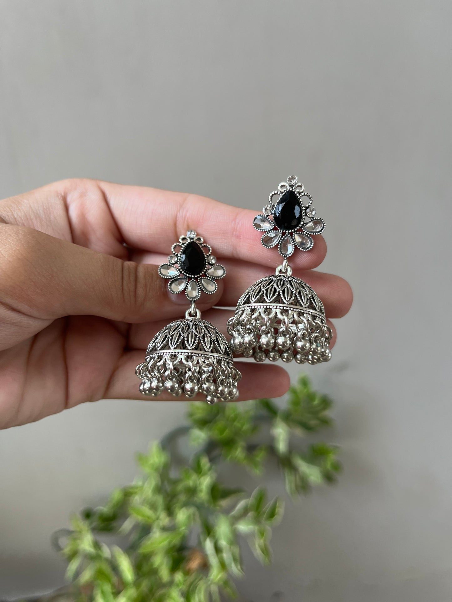 Black stone jhumkay