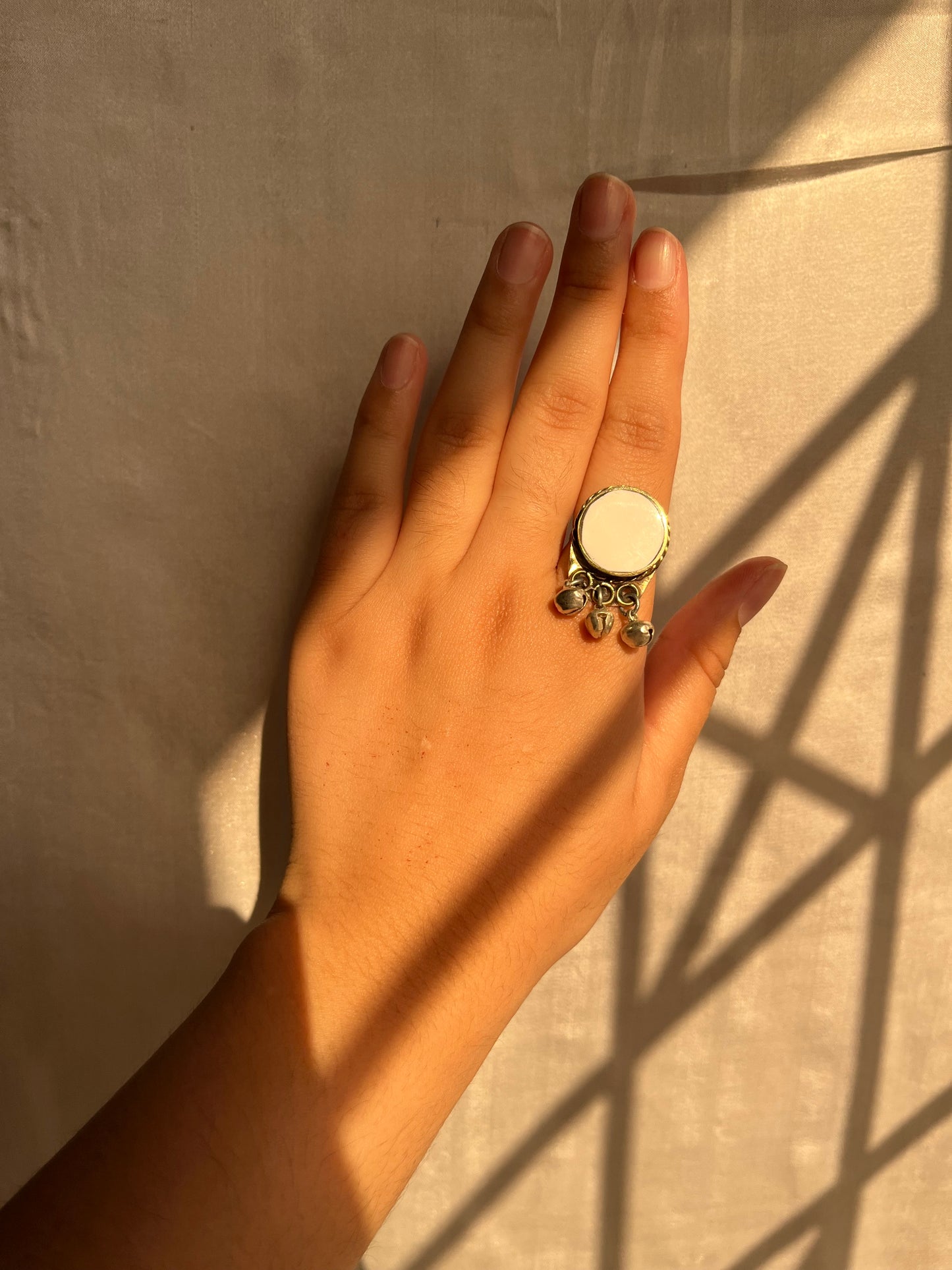 White ghungro ring