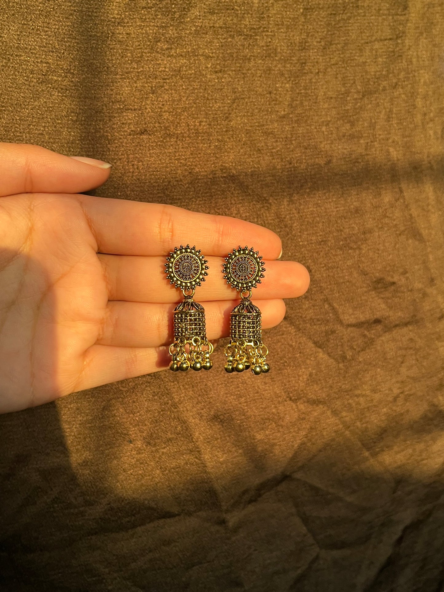 Golden jhumki