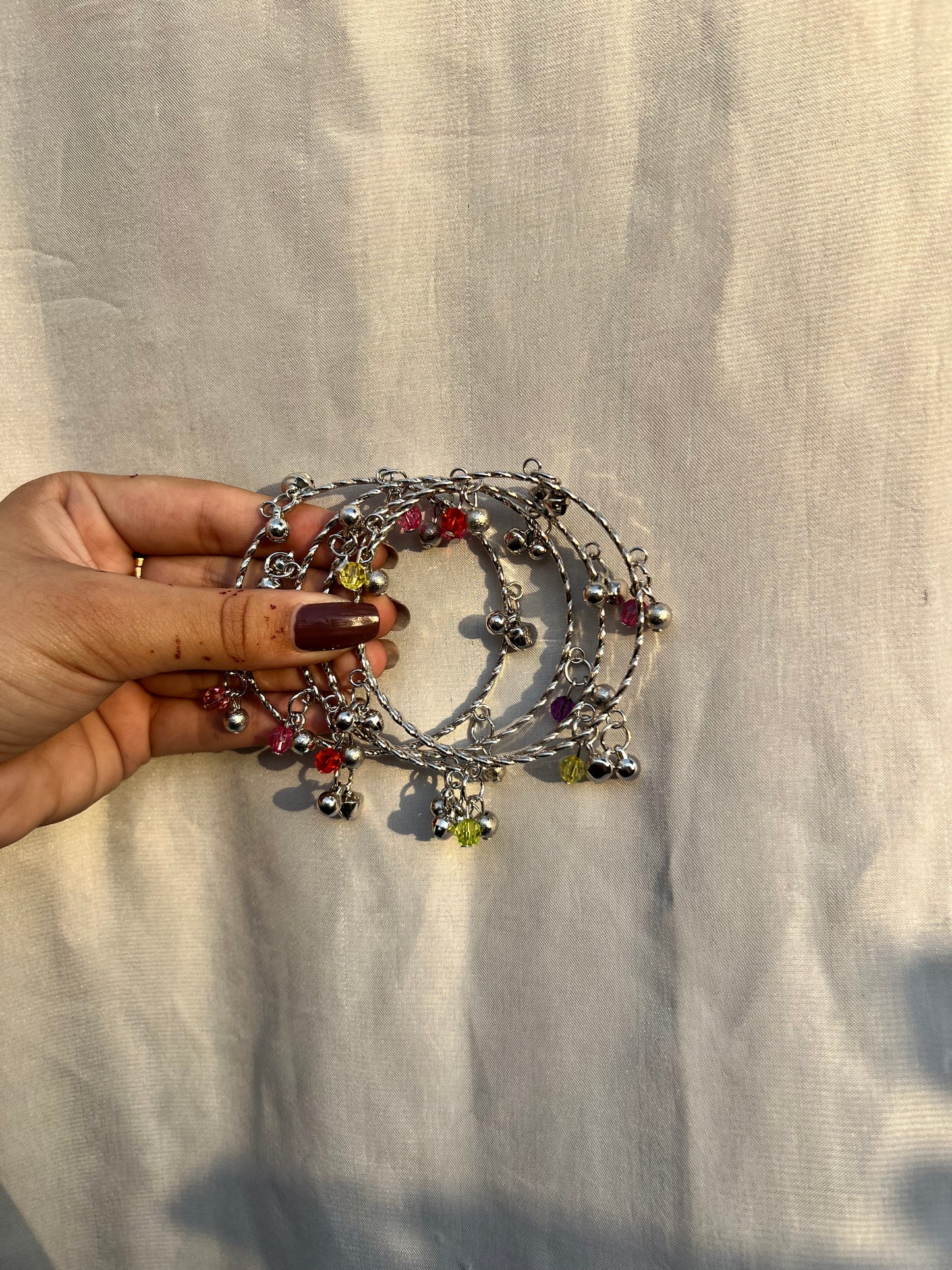 Coloured pearl coloured bangle set