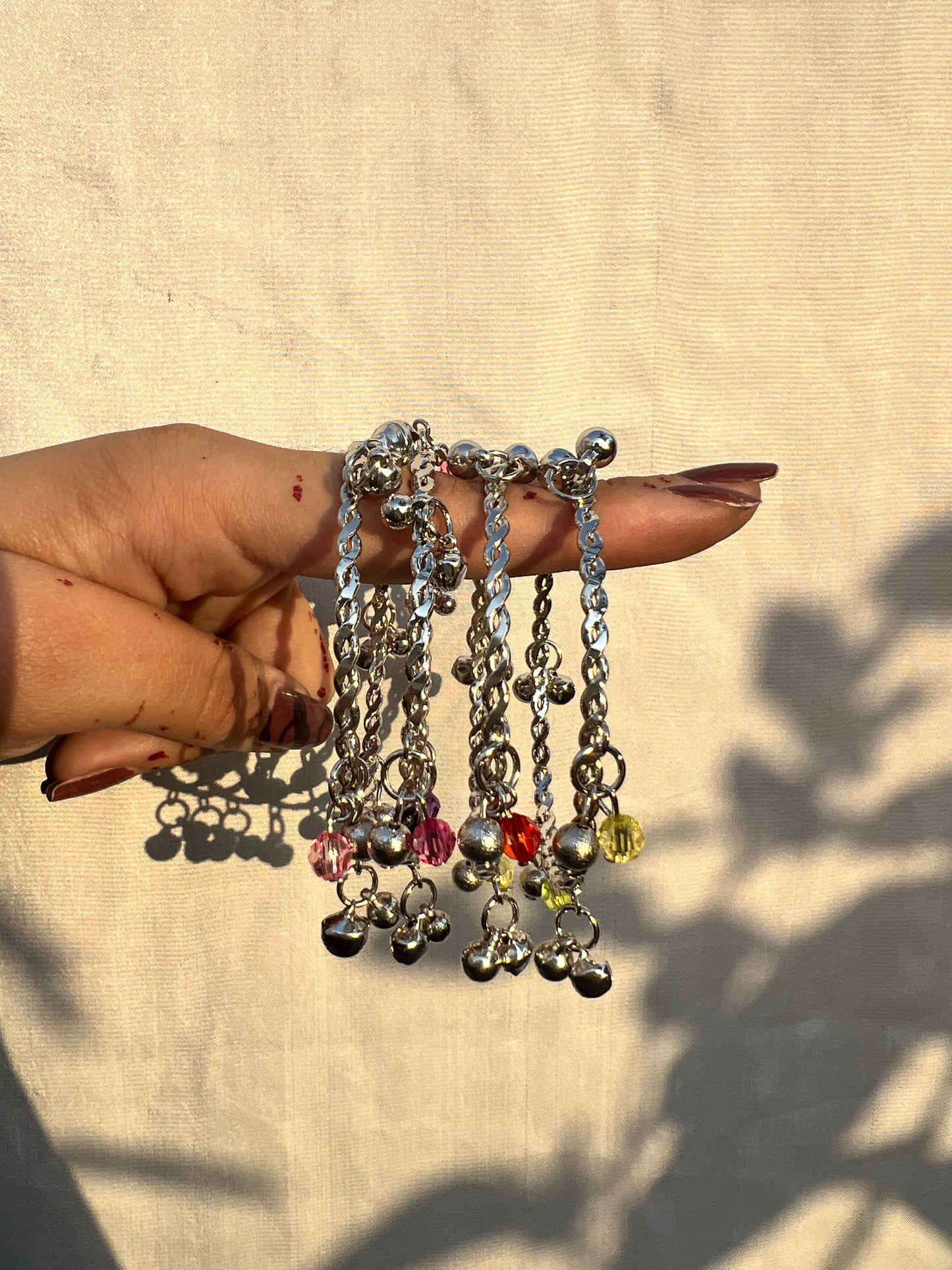 Coloured pearl coloured bangle set