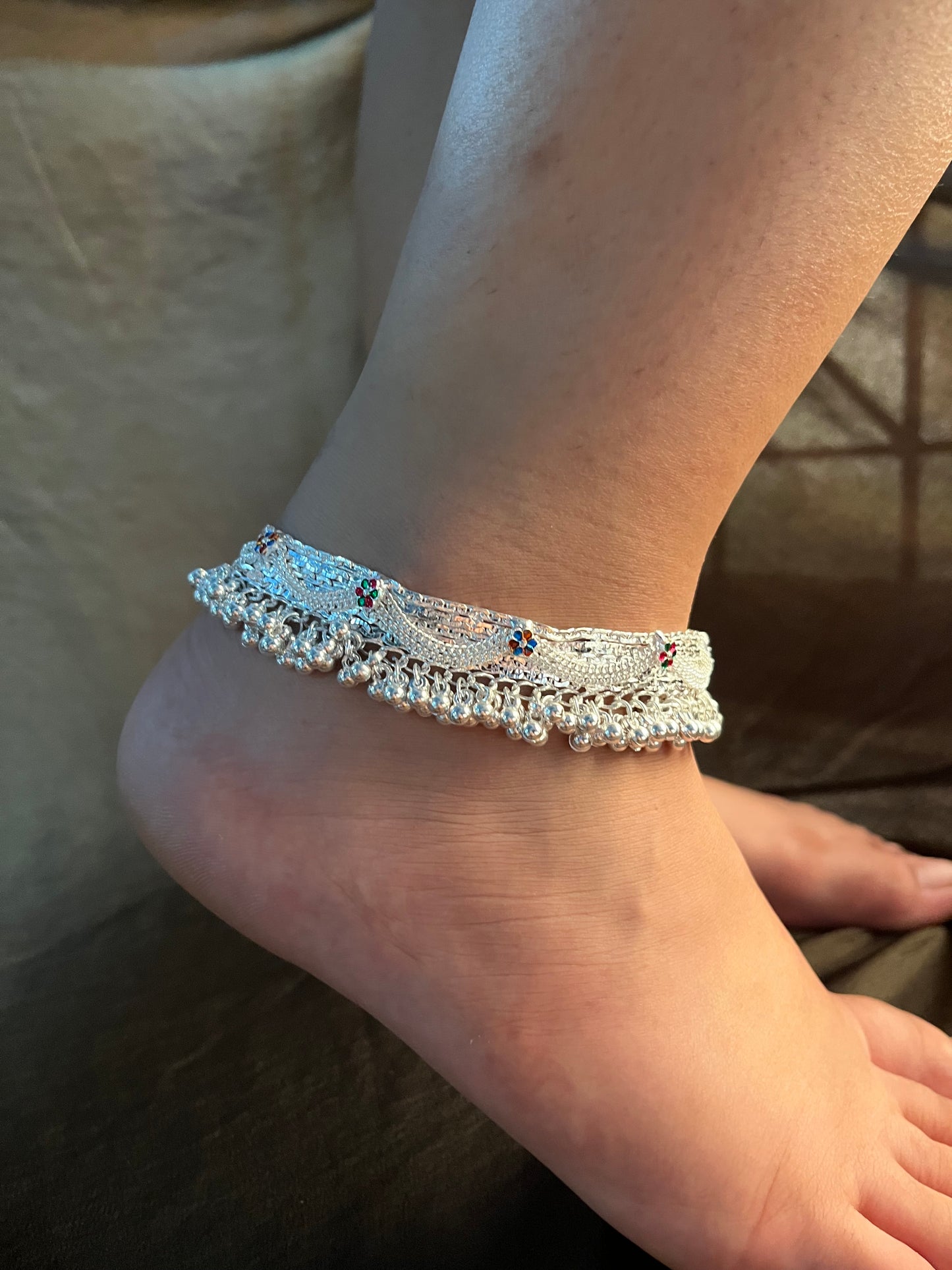 coloured ghungroo anklet (single piece)