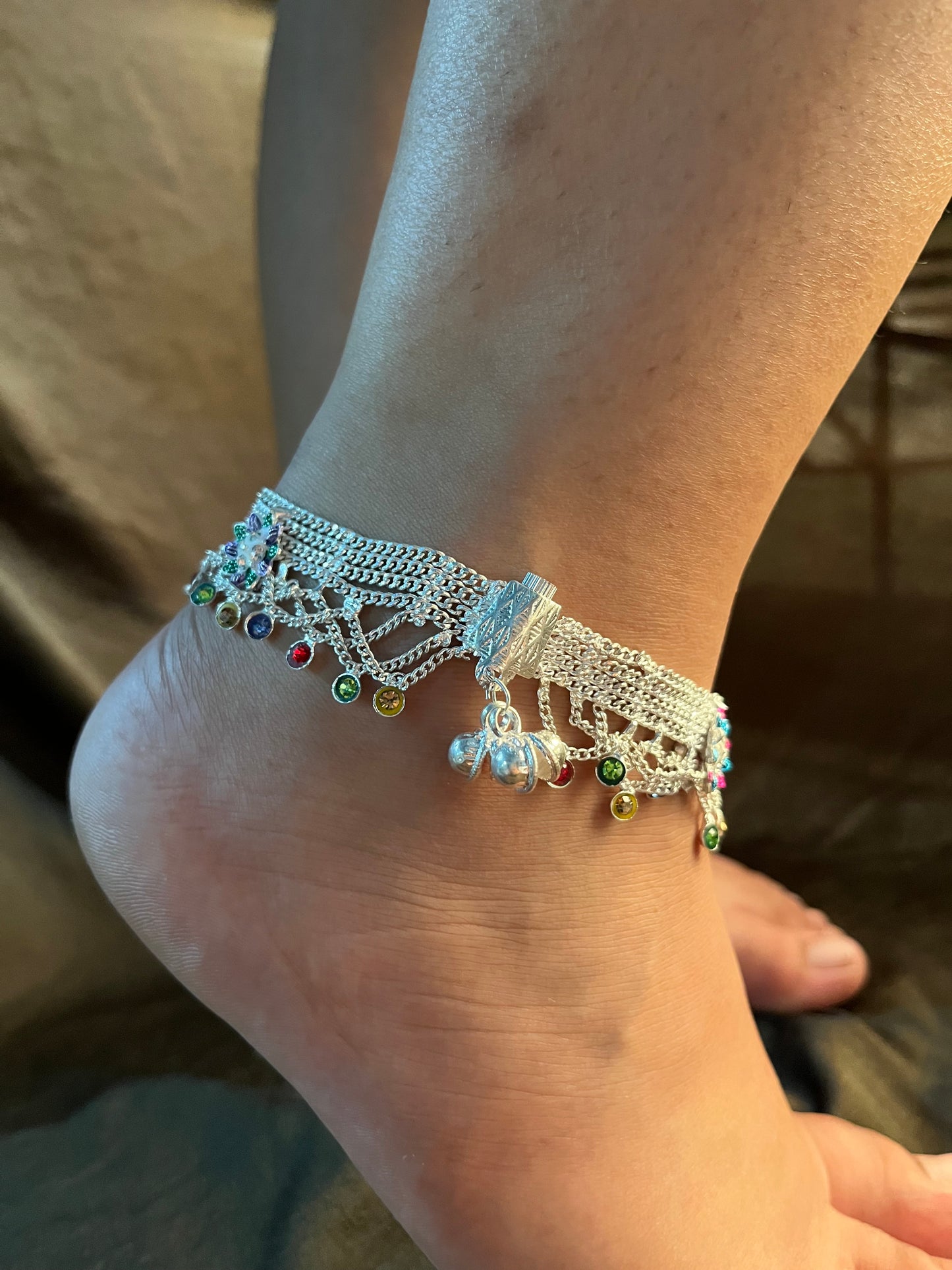 Coloured latkan anklet (single piece)