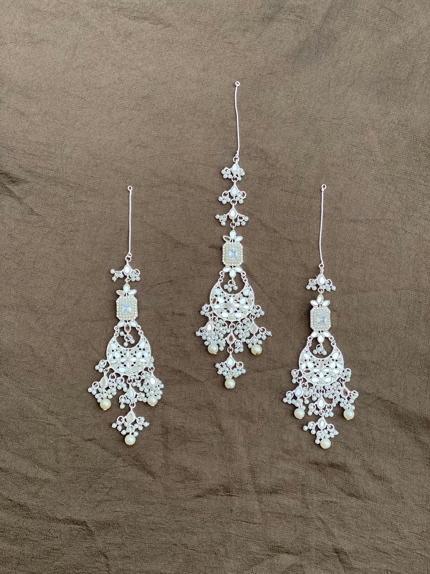 Zircon Choker Set