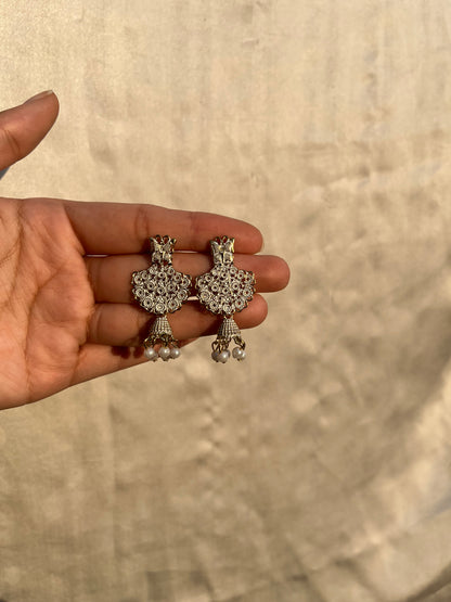 White and golden jhumki