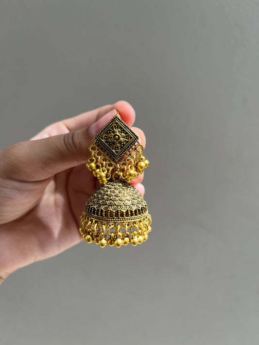 Golden Jhumkay