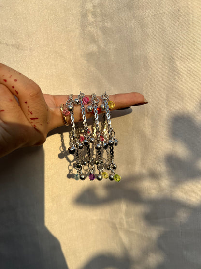 Coloured pearl coloured bangle set