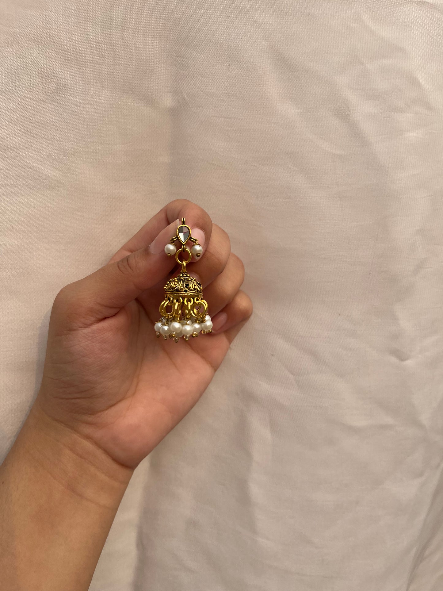 Golden jhumki