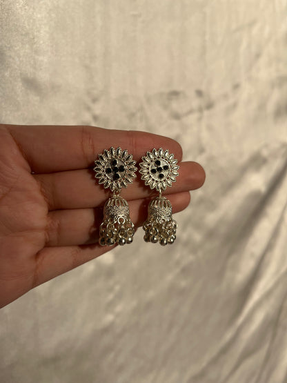 Silver jhumki