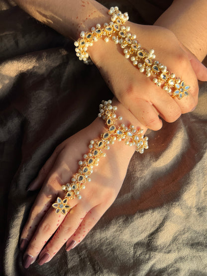Golden hand harness (single piece)