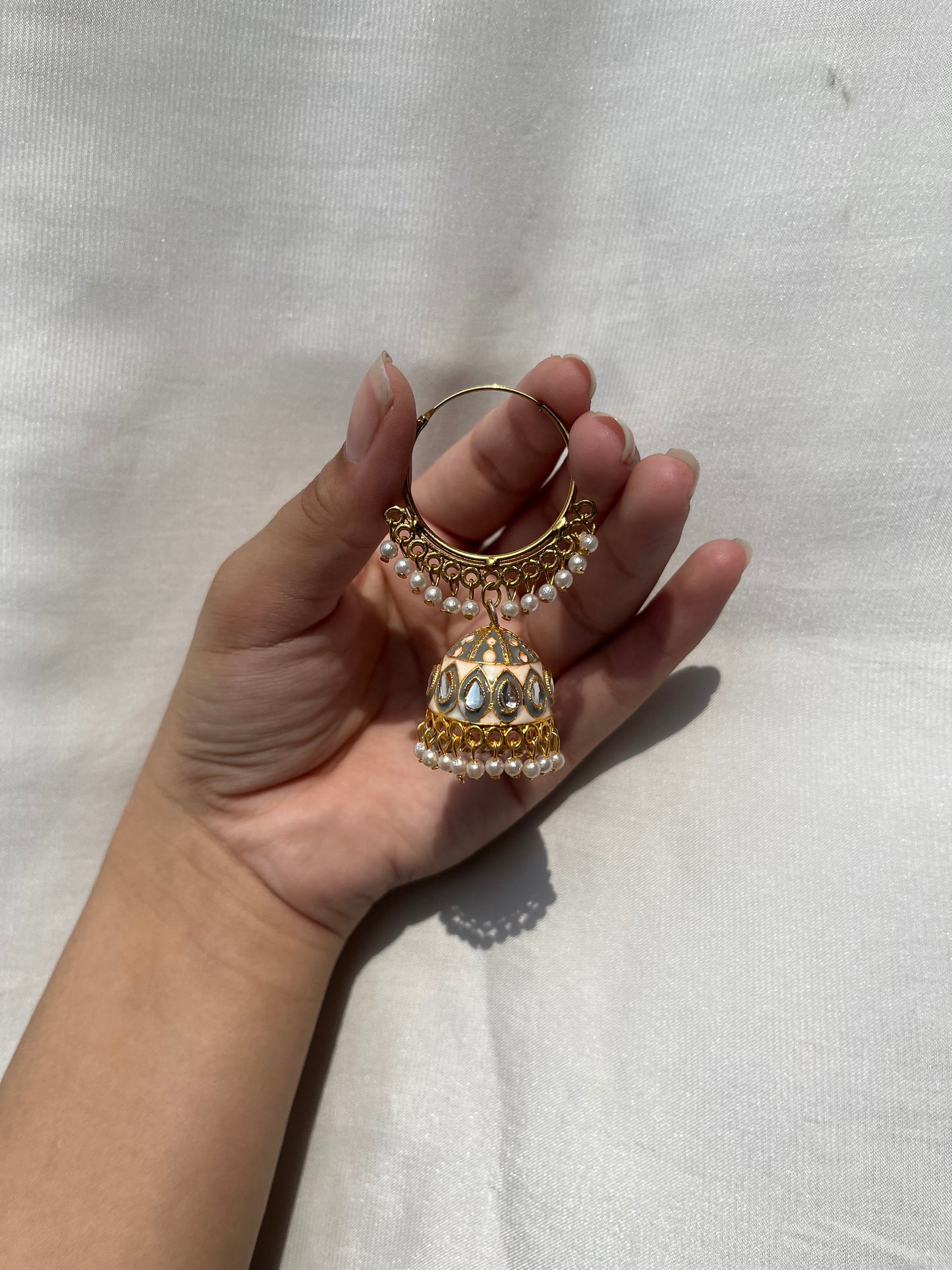 Jhumka bali