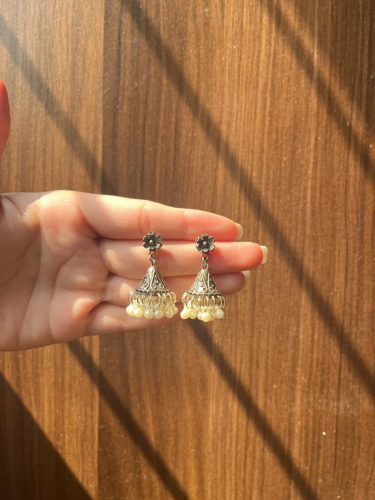 Silver jhumki