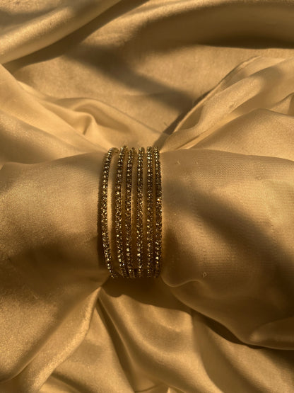 2*4 silver bangle set