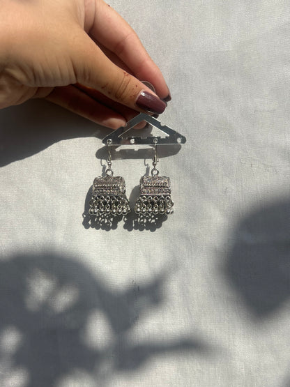 Silver jhumki