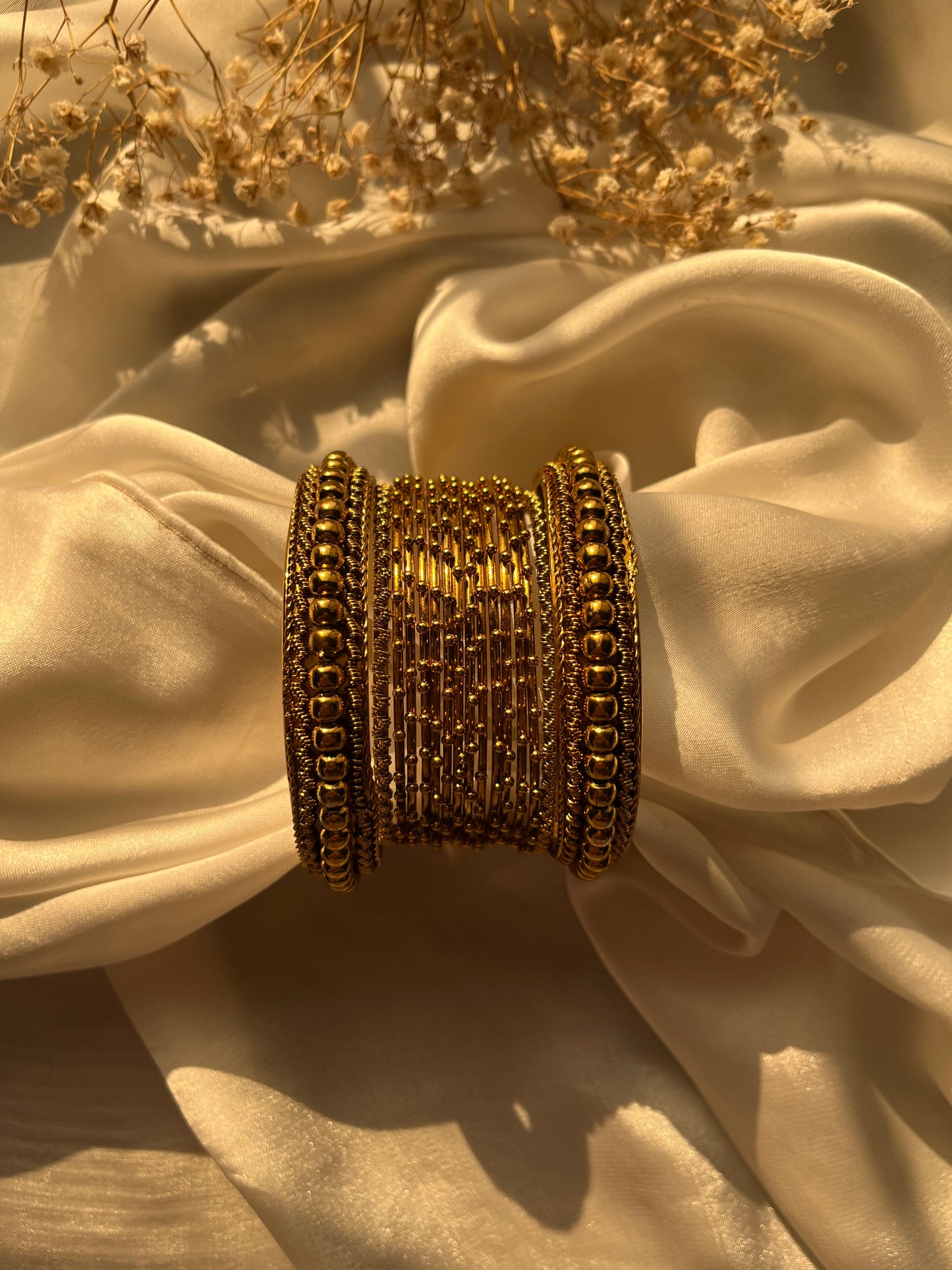 Mehar bangle set