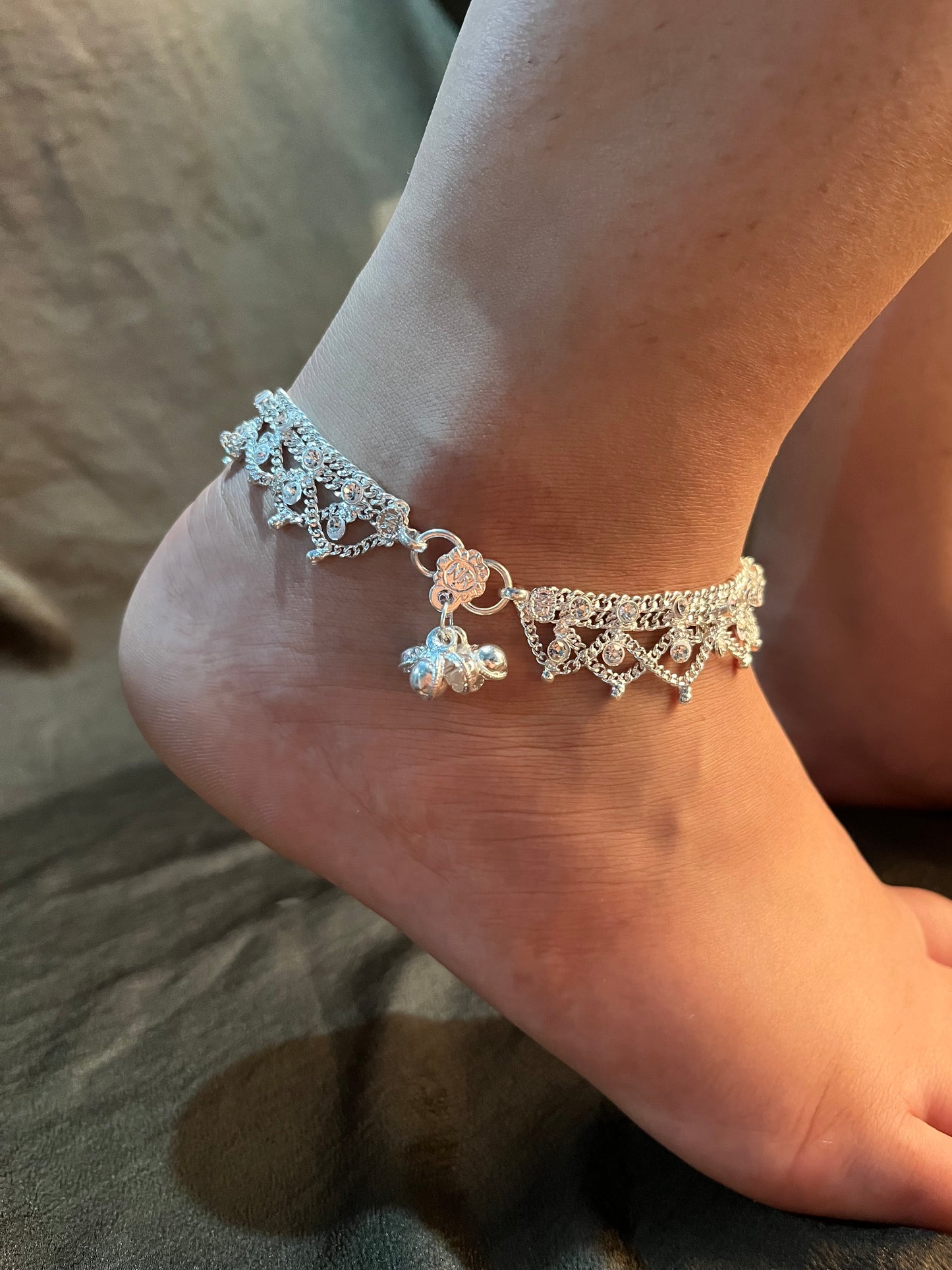 silver anklet (single piece)