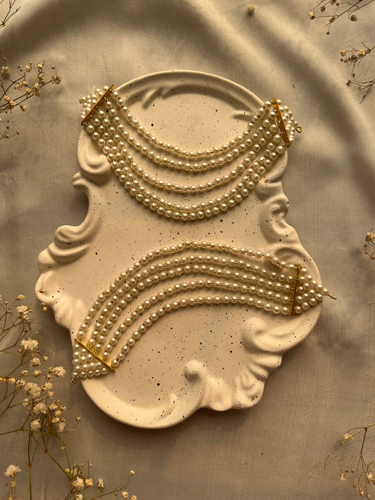 white pearl sahare