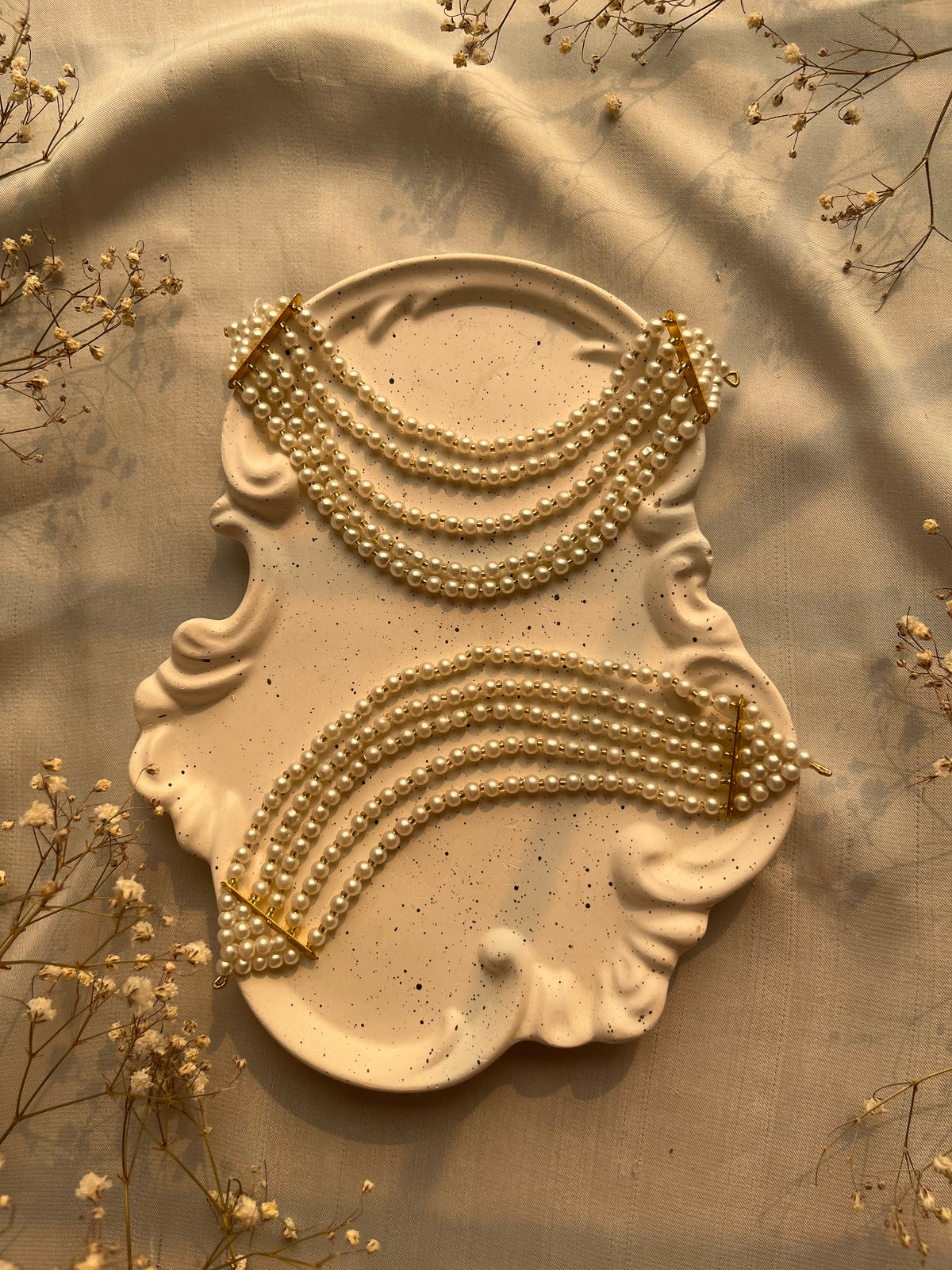 white pearl sahare