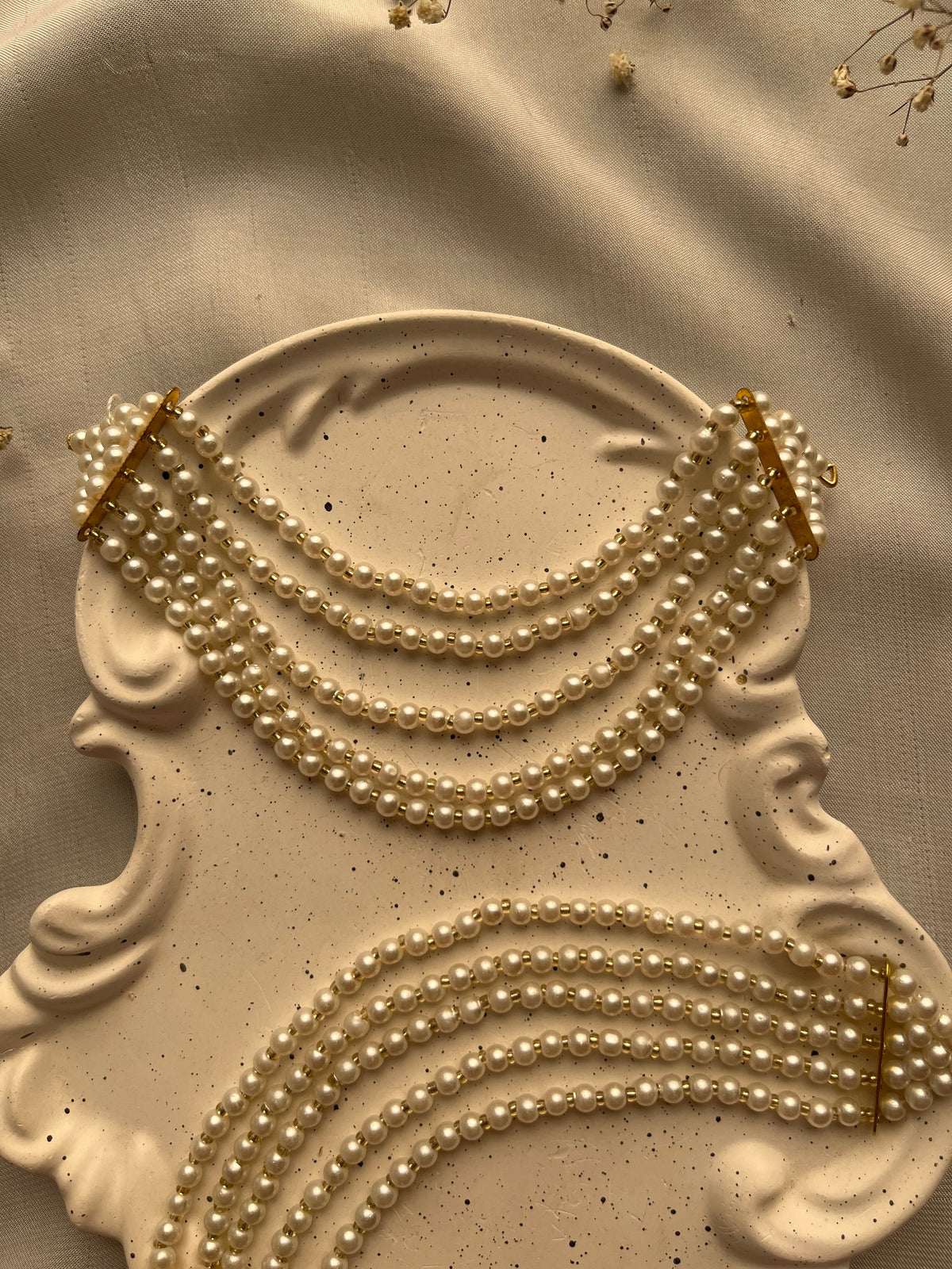 white pearl sahare