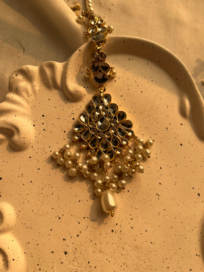 Noori Bindiya