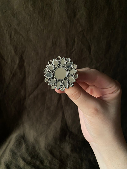 Mirror ring